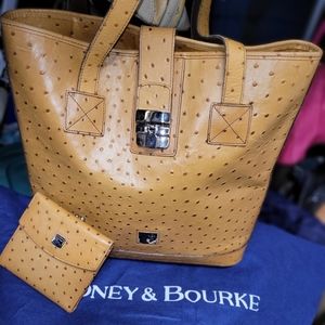 Dooney & Bourke Newport Tote & wallet